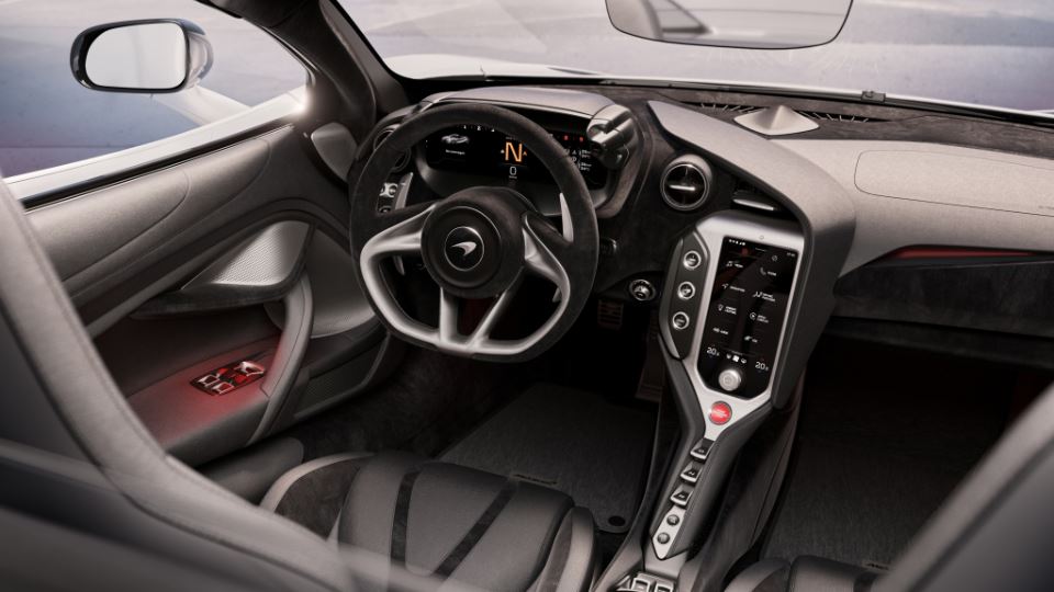 سوپراسپرت مک‌ لارن 750S