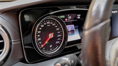امکانات مرسدس‌ بنز E350e