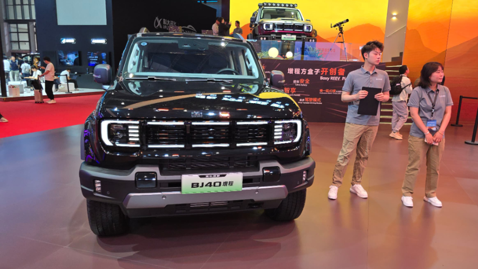 معرفی بایک BJ40e