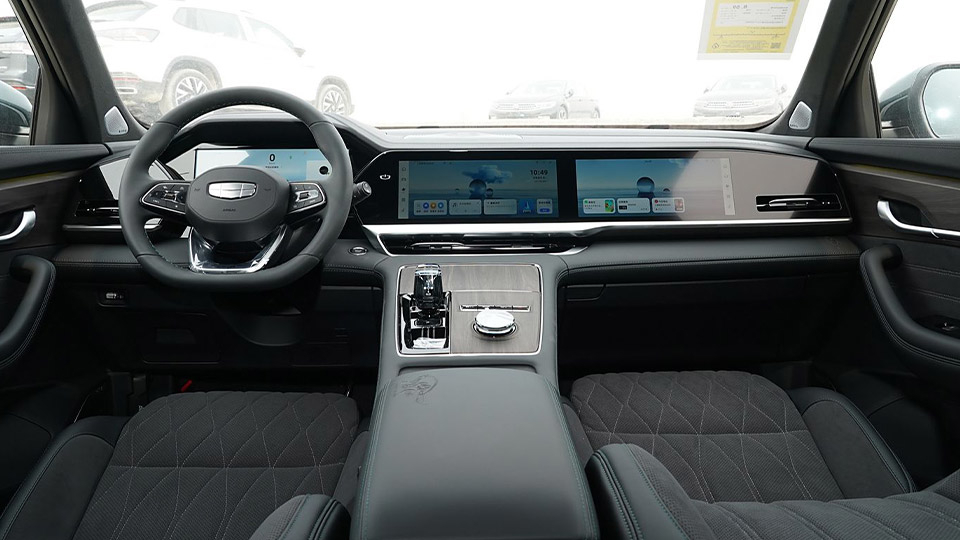 بررسی جیلی مونجارو کرمان موتور (Geely Monjaro)