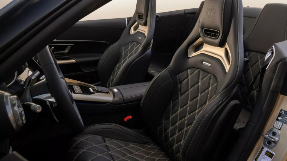 معرفی مرسدس AMG SL63 نسخه Golden Coast