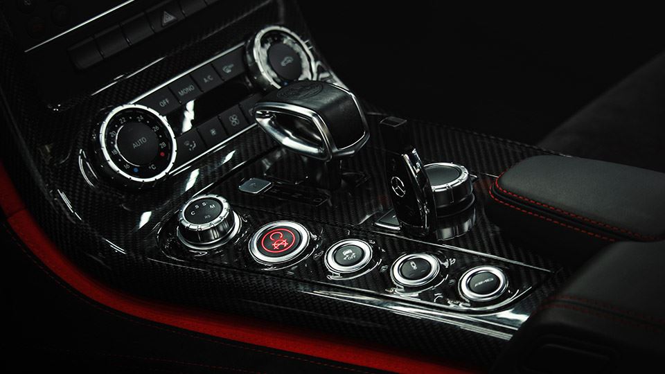 ملاقات با مرسدس‌ بنز SLS Black Series