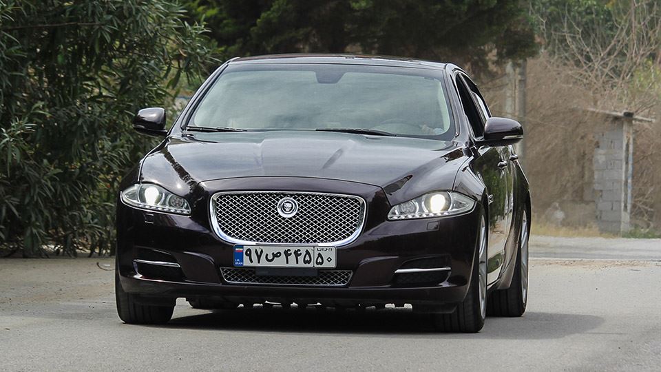 تست و بررسی جگوار XJ-L