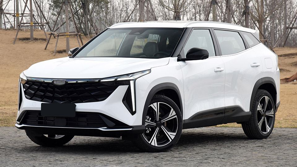 بررسی جیلی آزکارا هیبرید فردا موتور (Geely Azkarra)