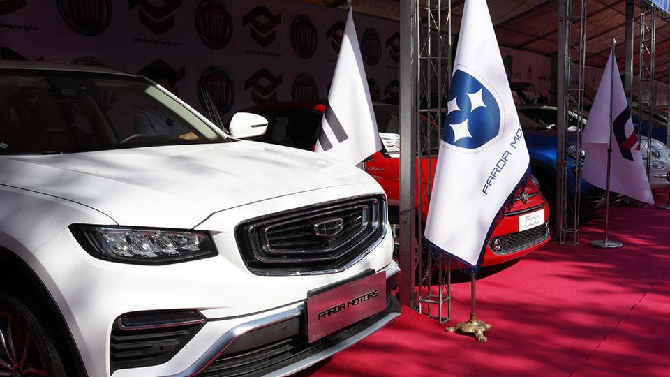 بررسی جیلی آزکارا هیبرید فردا موتور (Geely Azkarra)