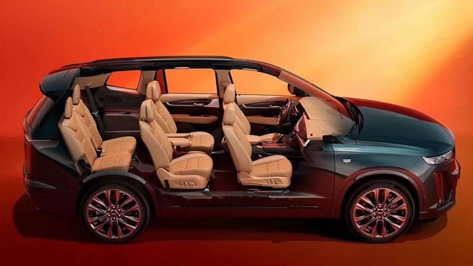 معرفی کادیلاک XT6 مدل 2026