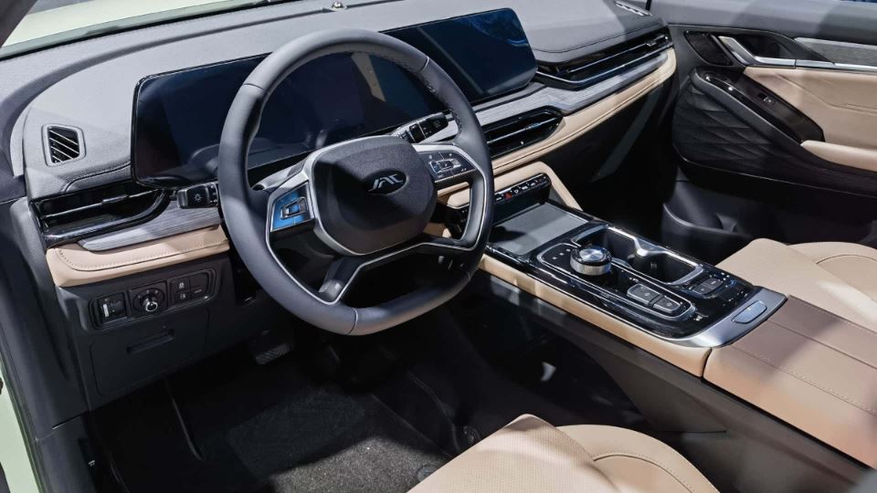 بررسی کی ام سی JS6 پلاگین هیبرید (JAC QX PHEV)