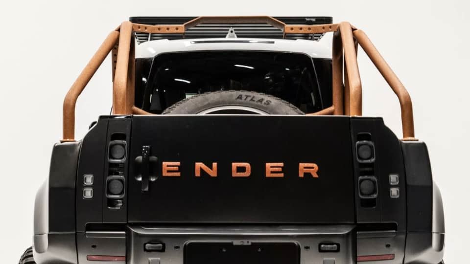 معرفی لندرور دیفندر 6x6