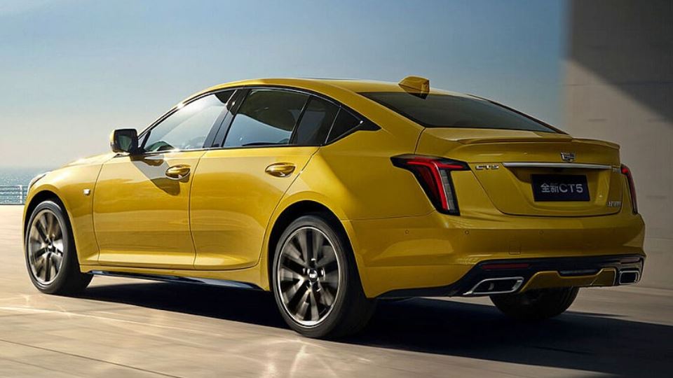 کادیلاک CT5 مدل 2025 نسخه بازار چین