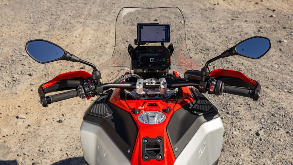 معرفی ب ام و R 1300 GS ادونچر