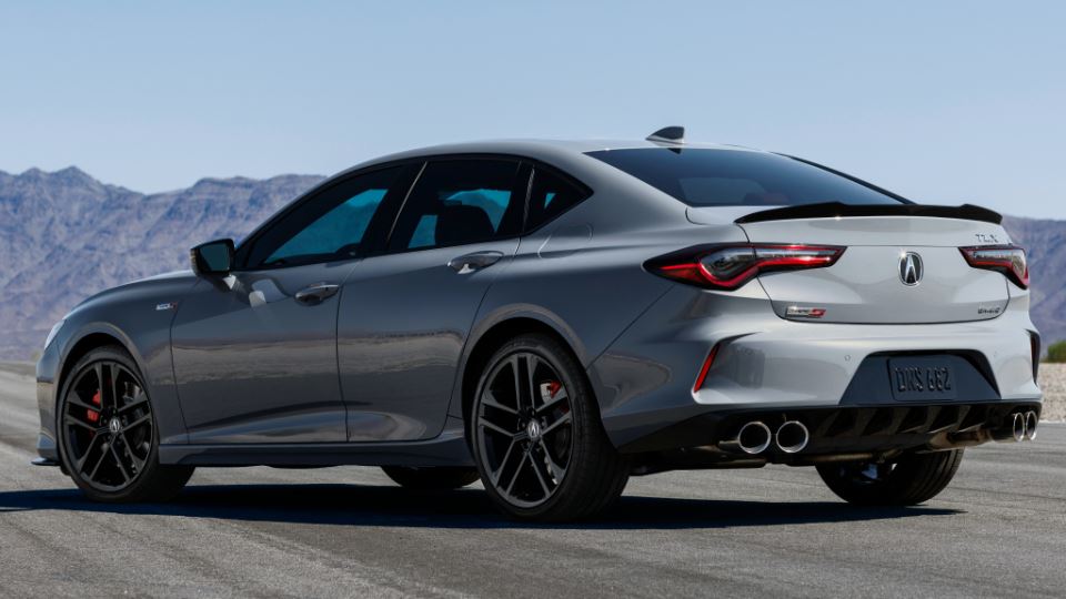 معرفی آکورا TLX مدل 2024