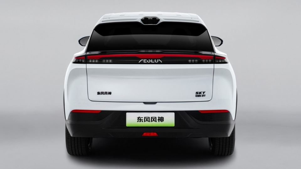 دانگ فنگ آئولوس اسکای EV01