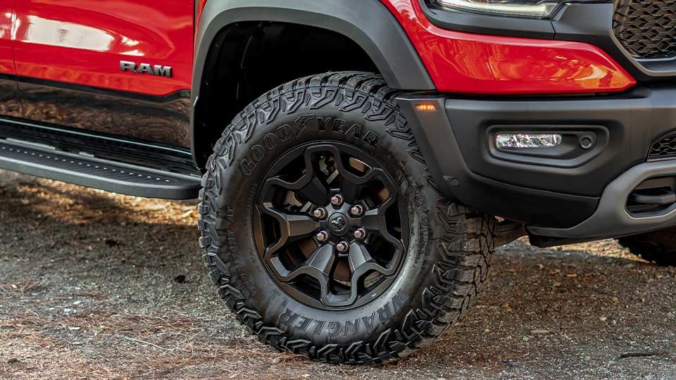 بررسی دوج Ram 1500 TRX مدل 2023