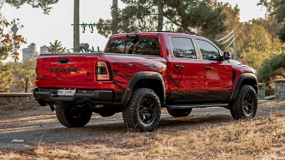بررسی دوج Ram 1500 TRX مدل 2023