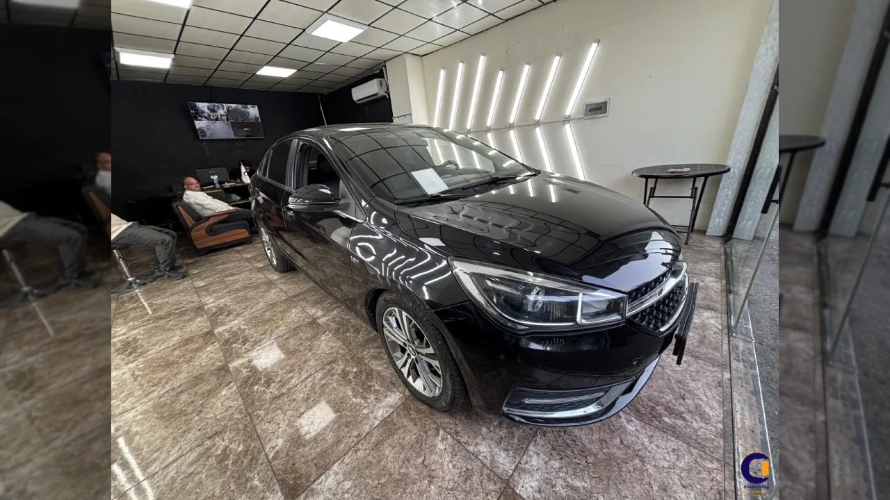 قیمت مرجع چری آریزو 5 اتوماتیک اکسلنت مدل 2019-1398 حدود 2,300,000,000 تومان؛ این آگهی را بررسی کنید