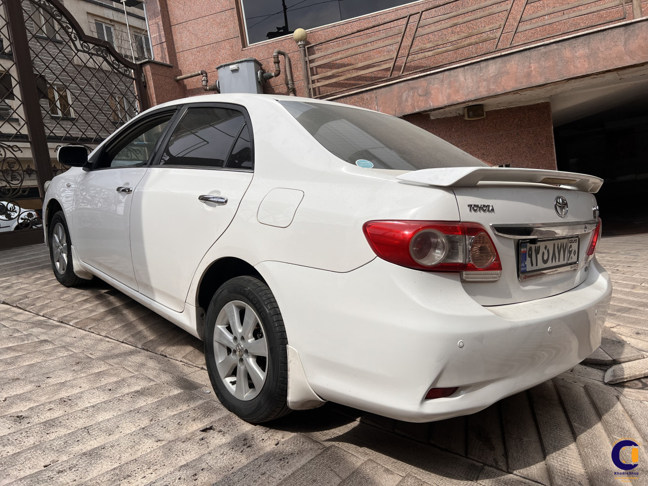 نمای 3 از خرید تویوتا کرولا 1800cc مدل 2013-1392 مدل 2013-1392 رنگ سفید نقدی و اقساطی در خودروشاپ
