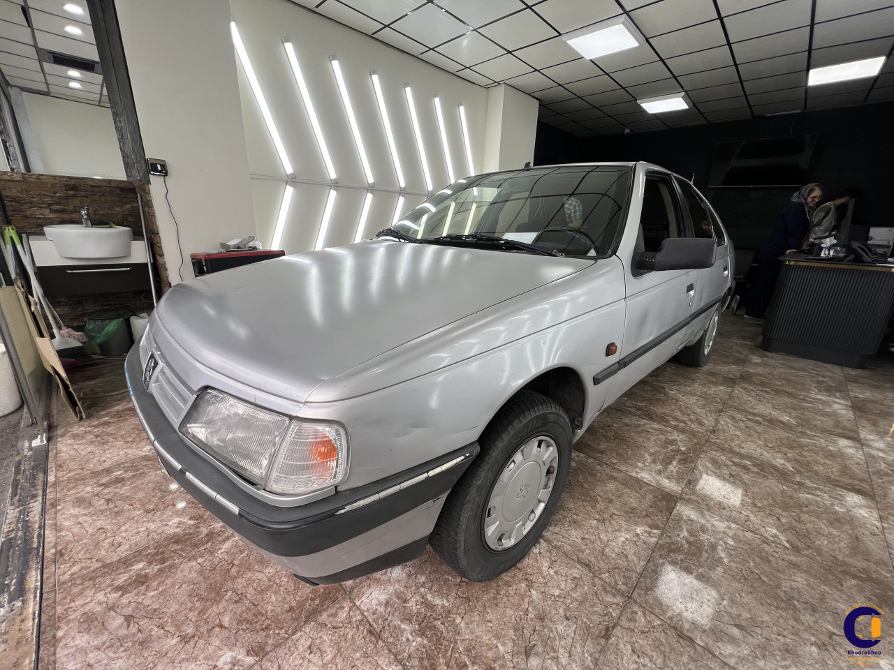 نمای 2 از خرید پژو 405 جی ال ایکس (GLX) مدل 2006-1385 مدل 2006-1385 رنگ نقره ای نقدی و اقساطی در خودروشاپ