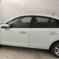 بندانگشتی خرید برلیانس H330 اتوماتیک 1650cc مدل  2018-1397 مدل 2018-1397 رنگ سفید نقدی و اقساطی در خودروشاپ